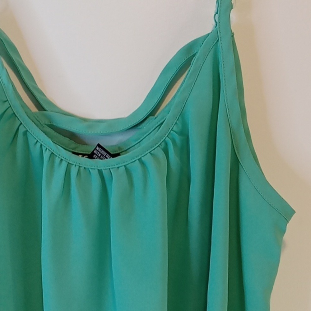 Torrid Strap Tank Top Blouse Turquoise Summer ☀️ Women's Sz 0 EUC NICE! - Picture 9 of 16
